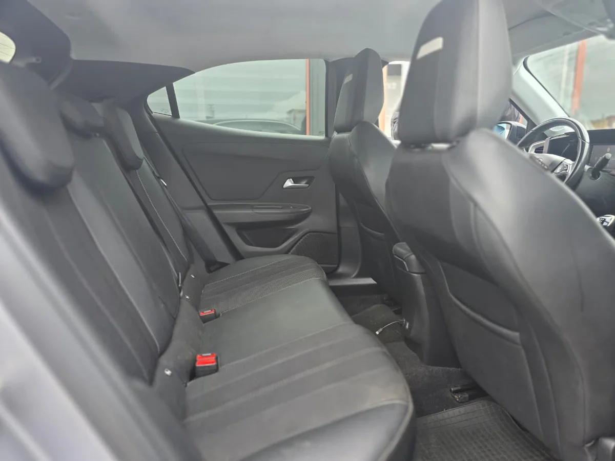 Opel Mokka — foto 5 de 12
