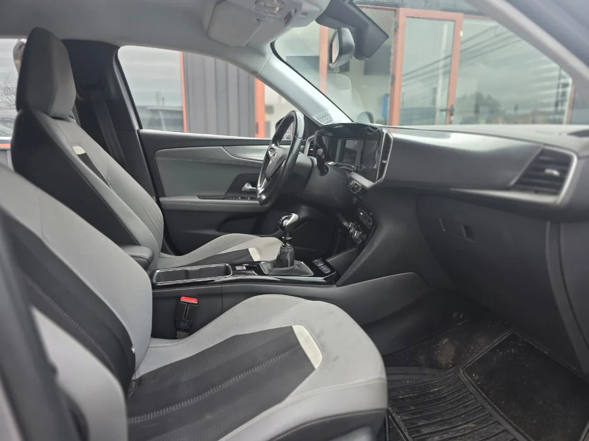 Opel Mokka — foto 6 de 12