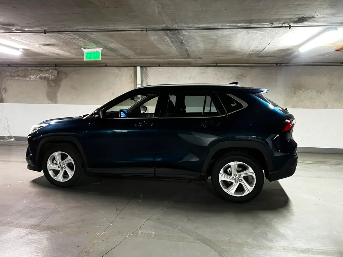 Toyota Yaris Cross 1.5L XI MT5 2024 pérdida asimilada robo - Miniatura 3