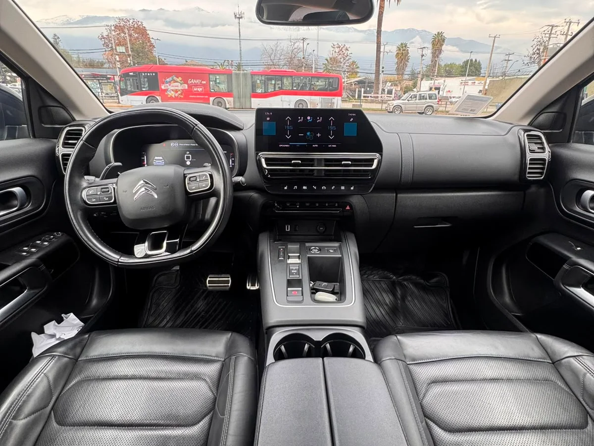 CITROEN C5 Aircross FEEL 1.5 DIESEL 130 EAT8 4X2 5P 2023 - Miniatura 10
