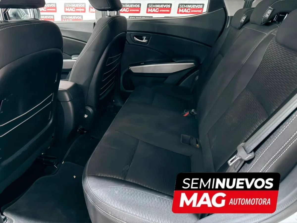 SSANGYONG TIVOLI 1.6 FULL MT 2016 - Miniatura 7