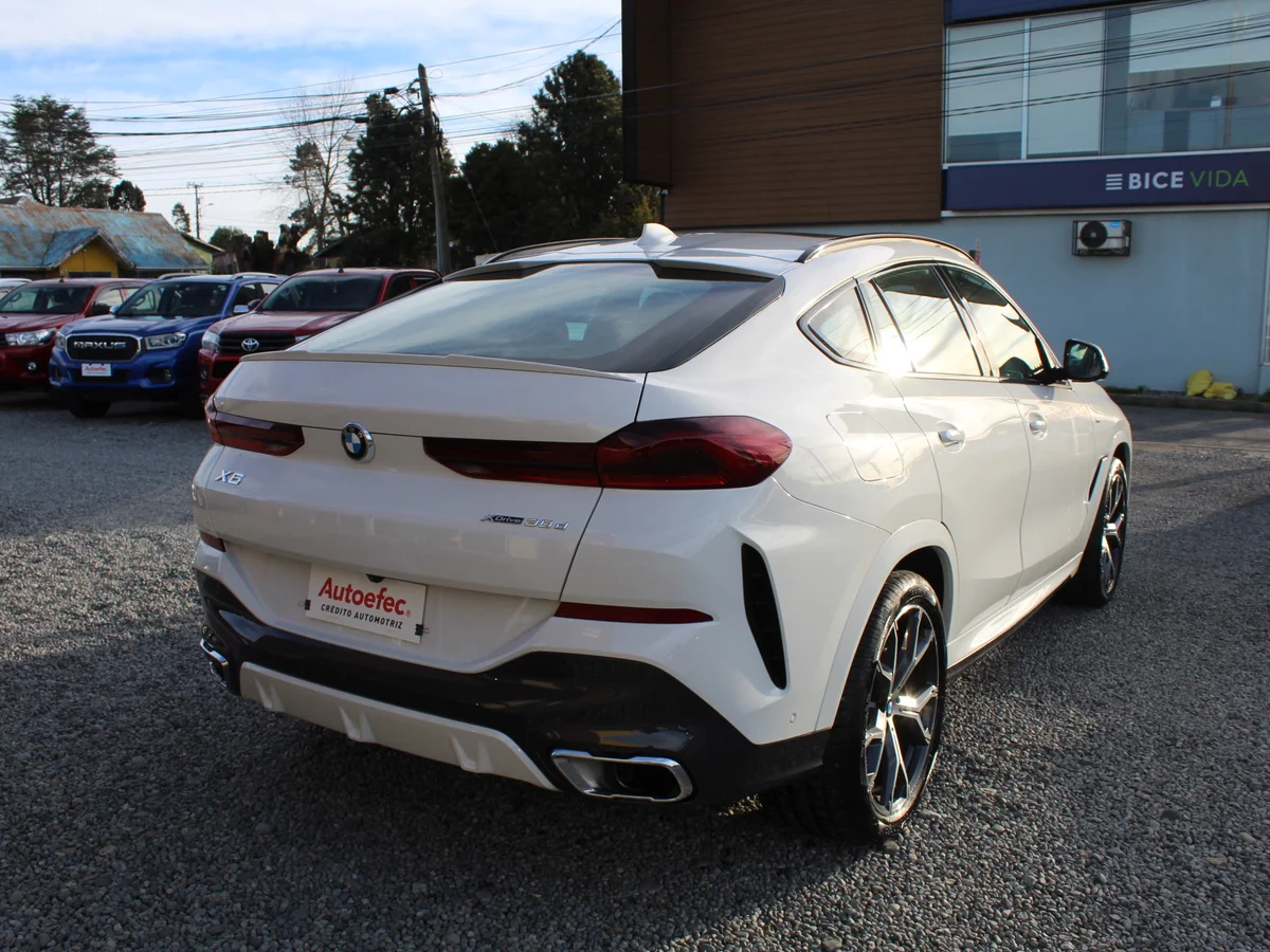 BMW X6 3.0 X-Drive 30D Diesel M Sport 4Wd At 5P — foto 8 de 17