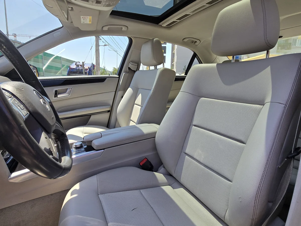 Mercedes-Benz E220 Cdi2.1 Blue Efficiency Diesel 4X2 At 4P — foto 12 de 16