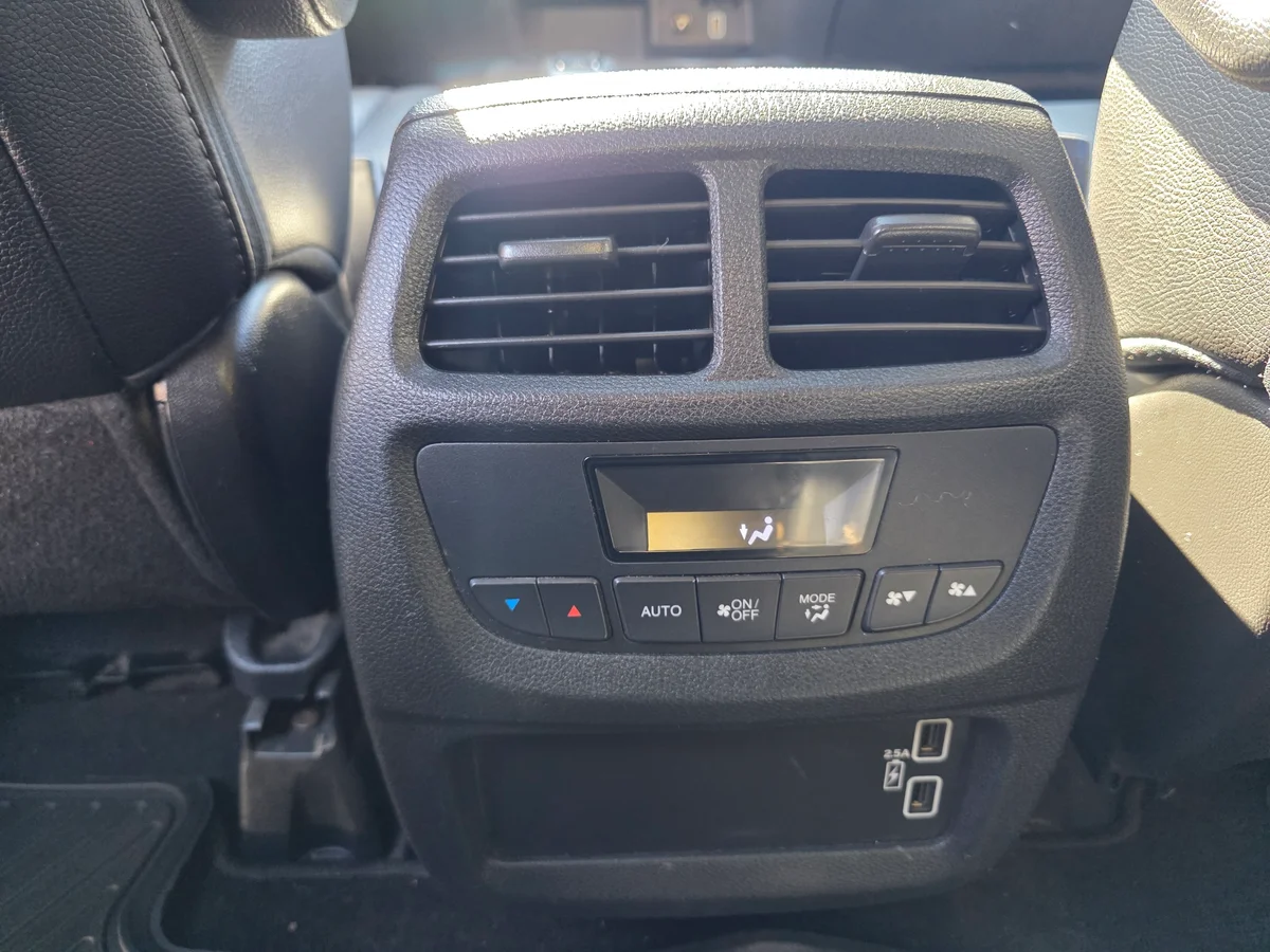 Honda Pilot Touring — foto 8 de 14