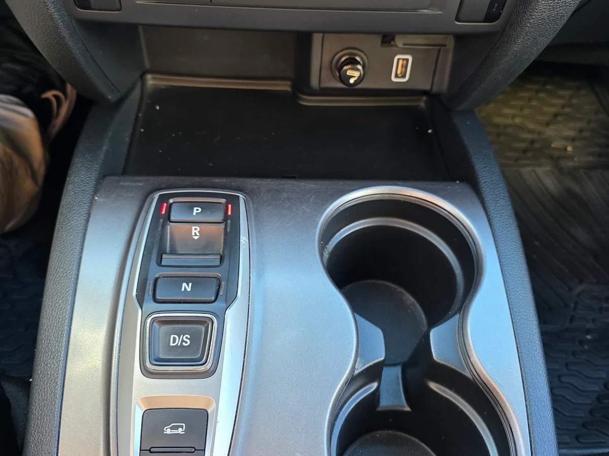 Honda Pilot Touring — foto 12 de 14
