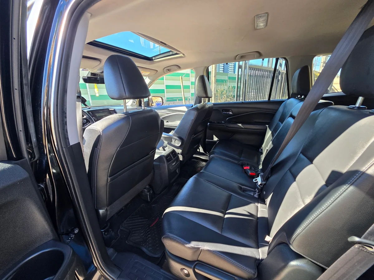 Honda Pilot Touring — foto 14 de 14