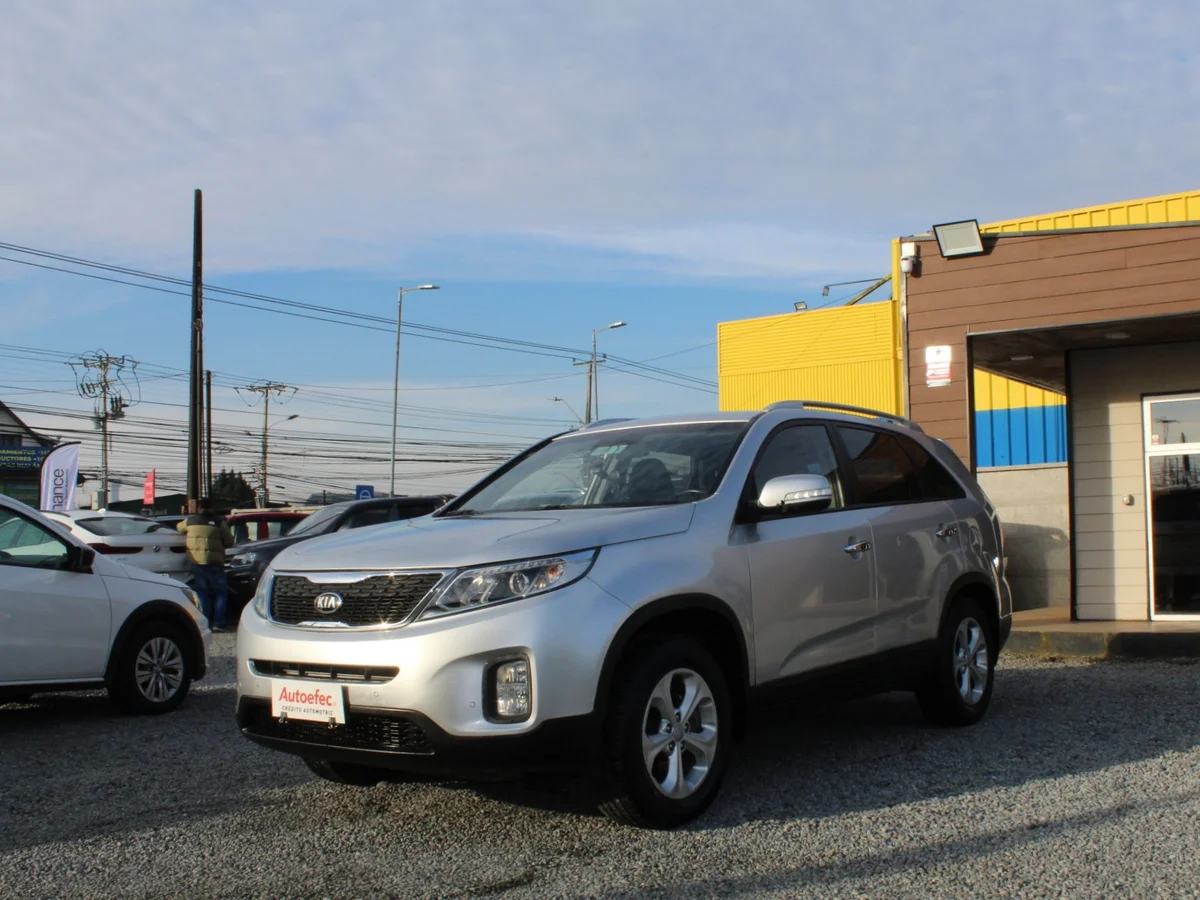 KIA Sorento — foto 2 de 11