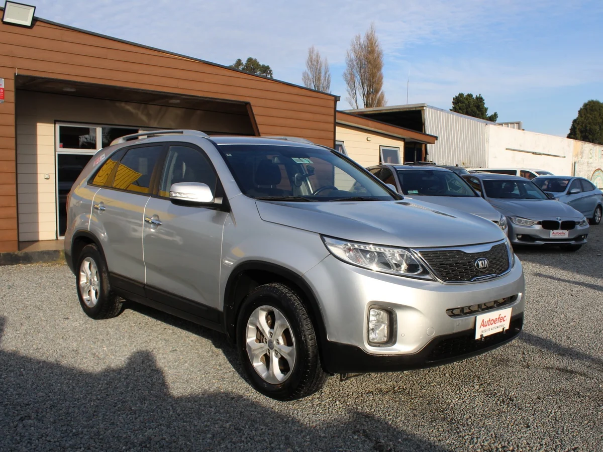 KIA Sorento — foto 4 de 11