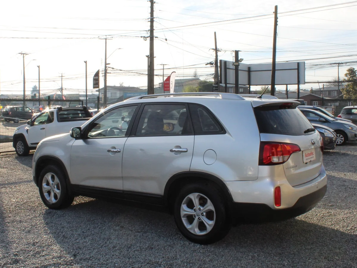 KIA Sorento — foto 9 de 11