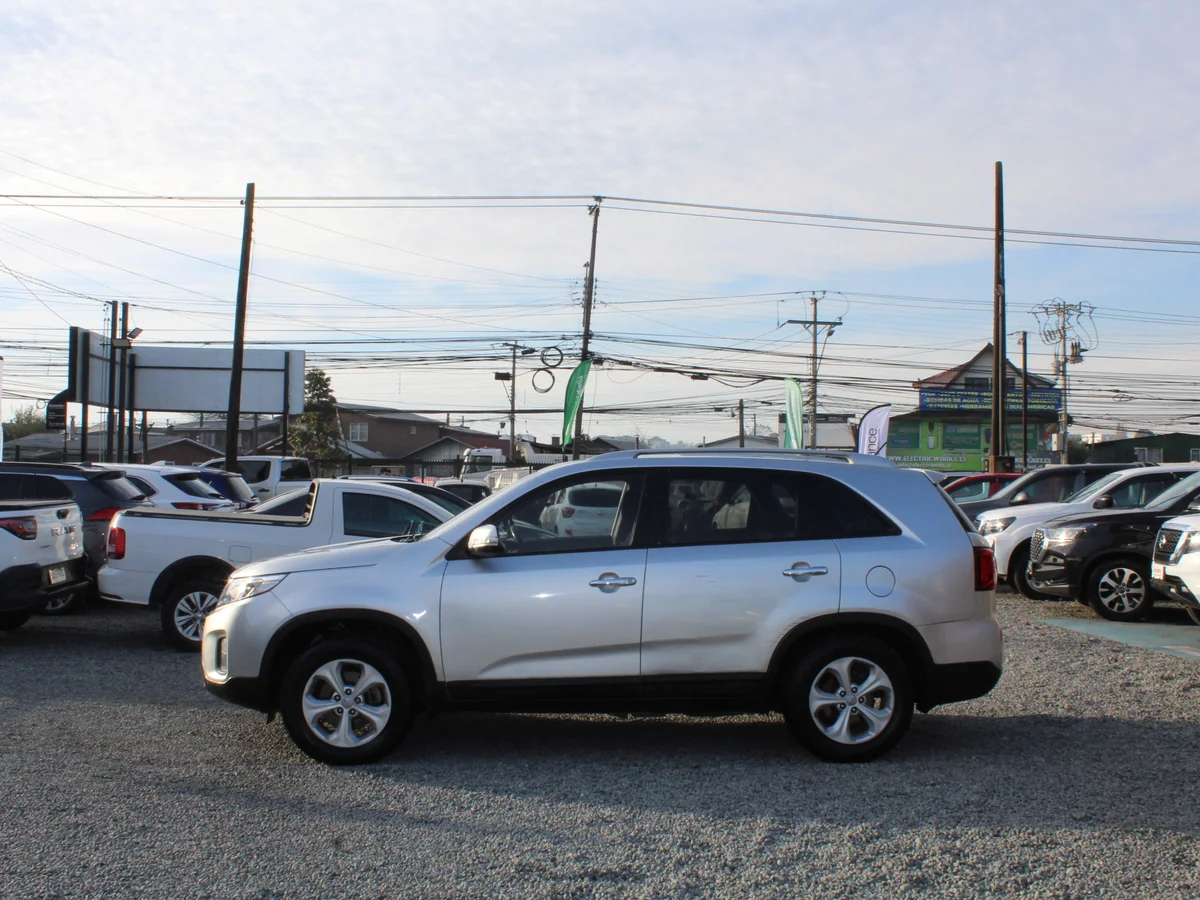KIA Sorento — foto 11 de 11