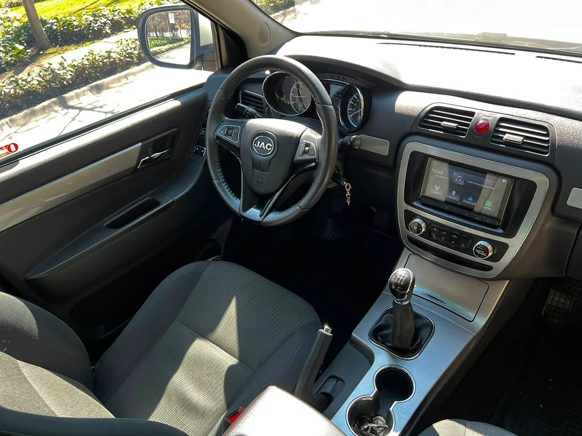 JAC T6 CE 2.0L MT AÑO 2022 - Miniatura 14