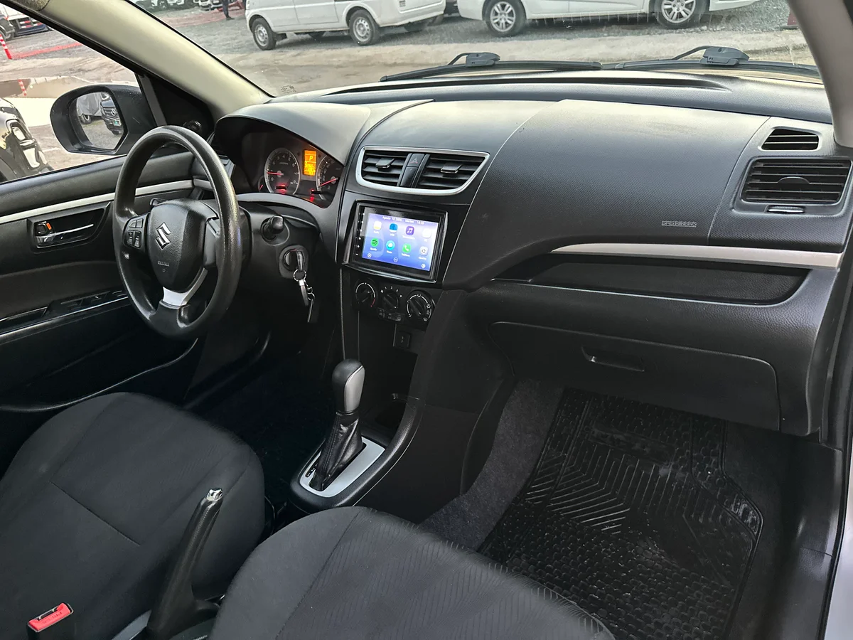 SUZUKI Swift GL 1.2 AUT 2015 - Miniatura 23