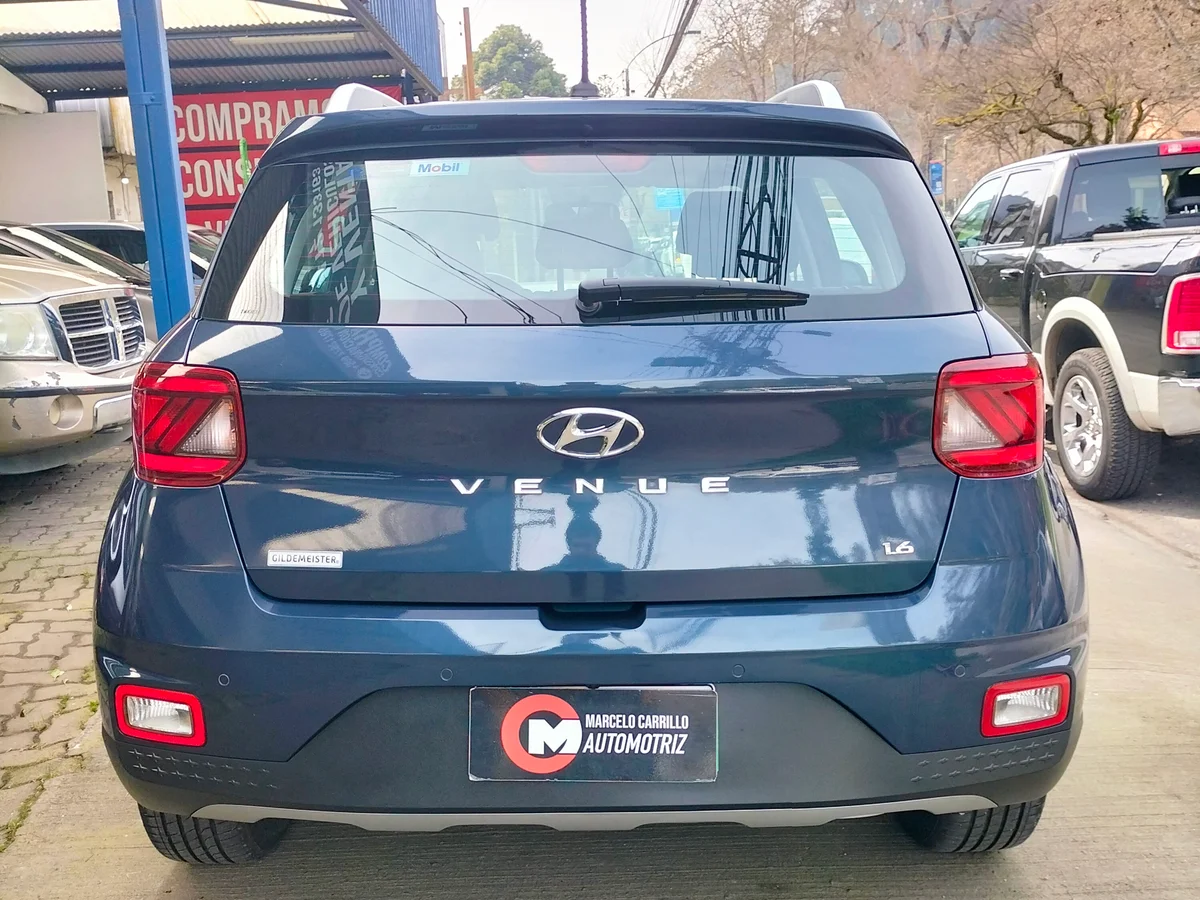 HYUNDAI Venue 1.6 AT PLUS 2025