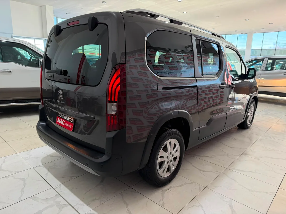 PEUGEOT Rifter 1.5 ALLURE BLUEHDI DIESEL 4X2 130HP EAT8 5P 2022