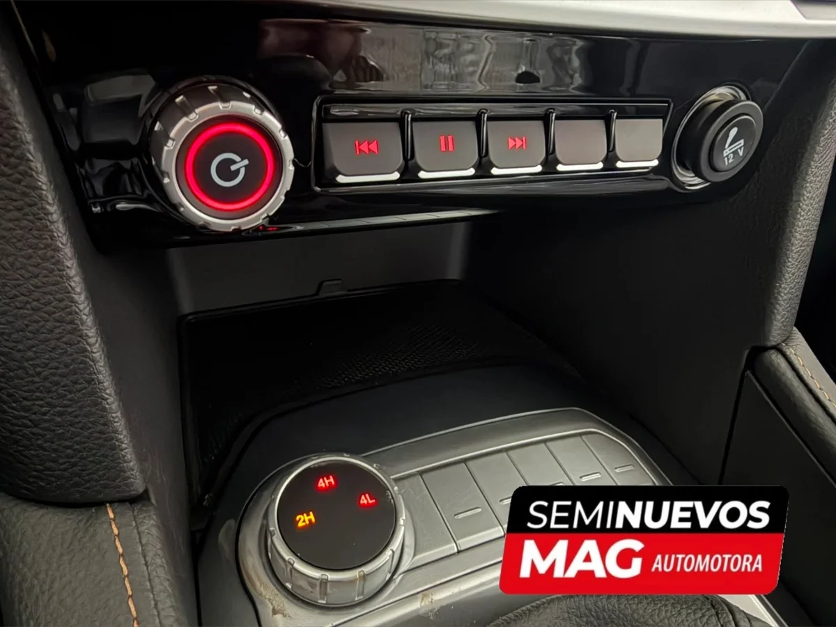 FOTON G7 MT 4X4 2.0 2024 - Miniatura 10