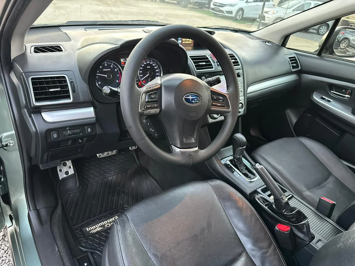 SUBARU 2.0I CVT AWD LIMITED UNICO DUEÑO 2015 - Miniatura 5