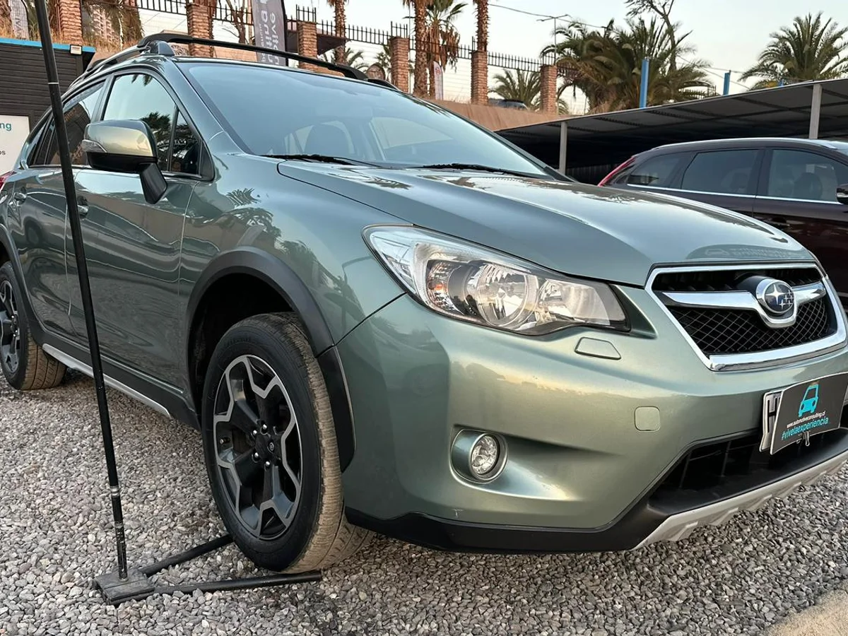 SUBARU 2.0I CVT AWD LIMITED UNICO DUEÑO 2015 - Miniatura 17