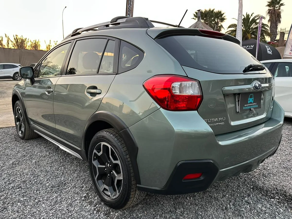 SUBARU 2.0I CVT AWD LIMITED UNICO DUEÑO 2015 - Miniatura 18