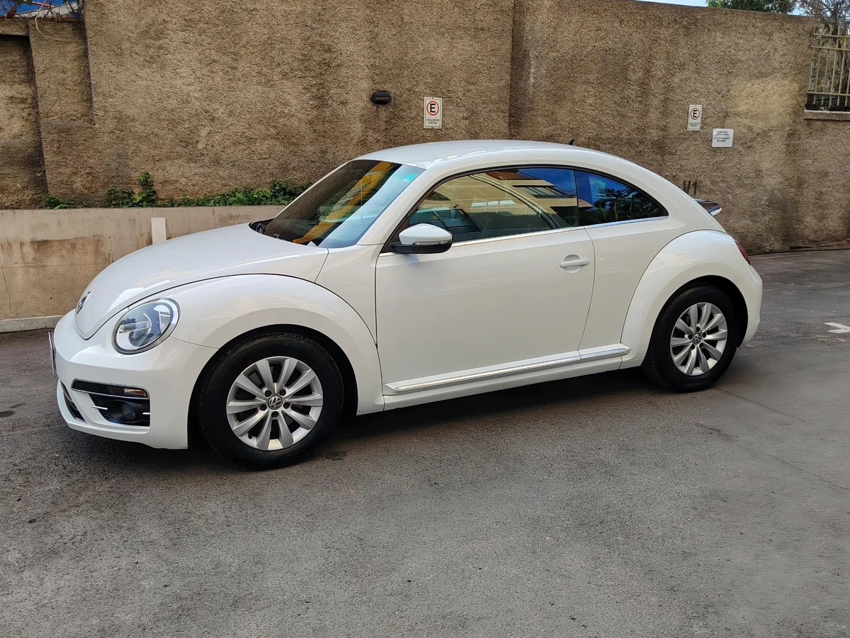 VOLKSWAGEN Beetle 1.4 DESIGN 4X2 HB AT 3P 2017