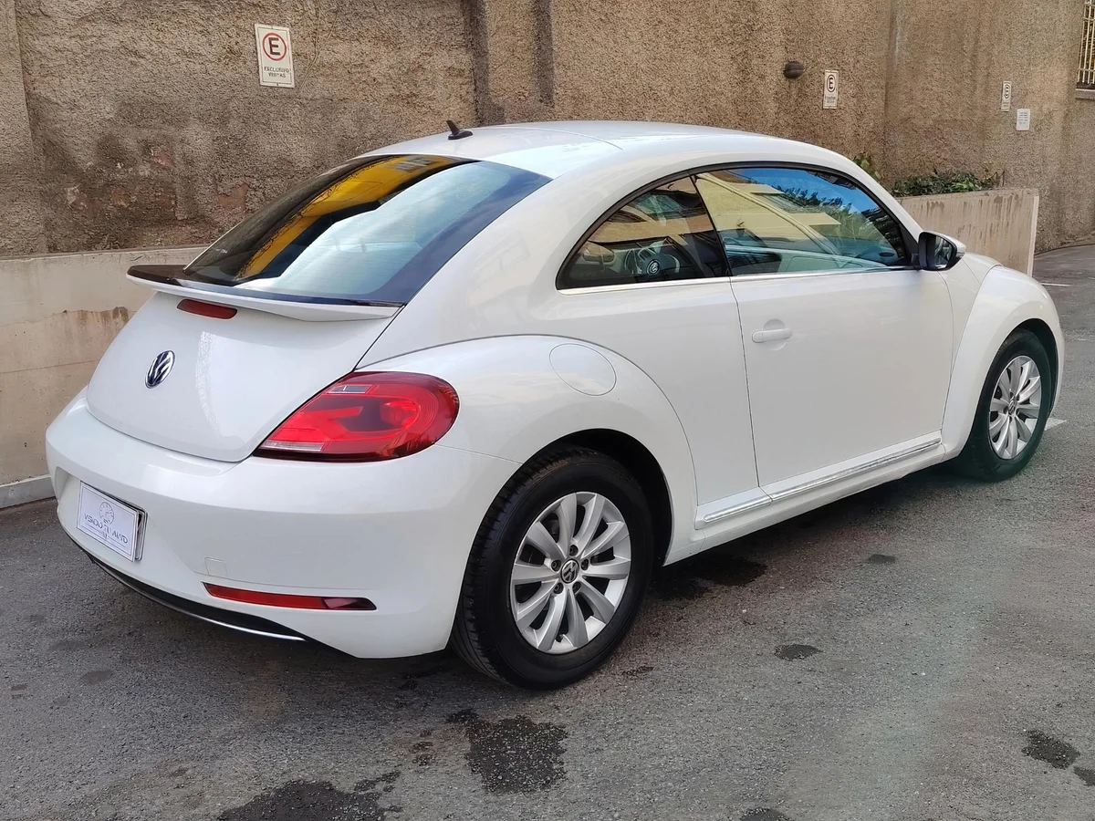 VOLKSWAGEN Beetle 1.4 DESIGN 4X2 HB AT 3P 2017 - Miniatura 10
