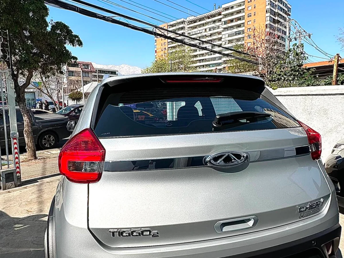 Chery Tiggo 2 — foto 13 de 15