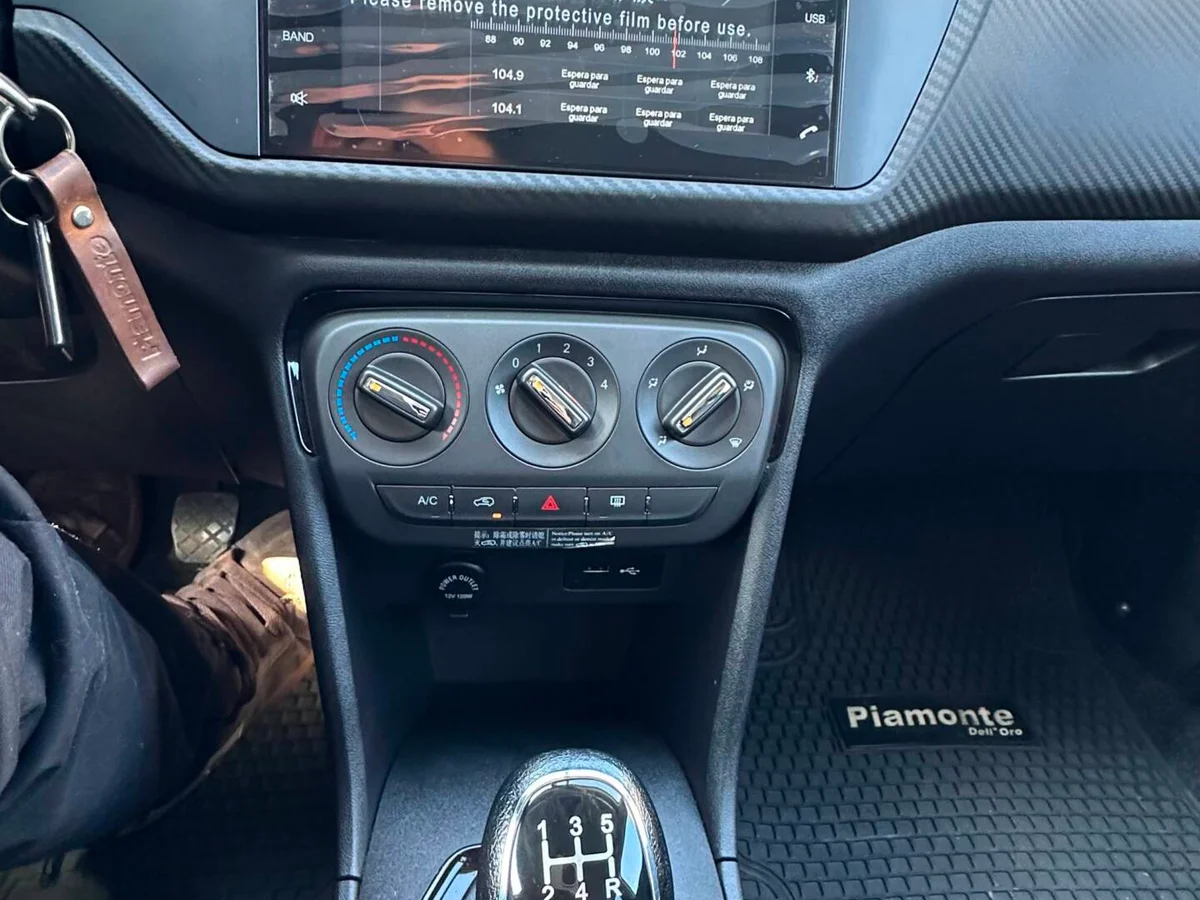 Chery Tiggo 2 — foto 14 de 15