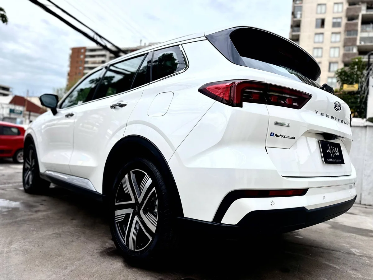 Ford Territory Titanium 4X2 1.5 Aut — foto 10 de 20