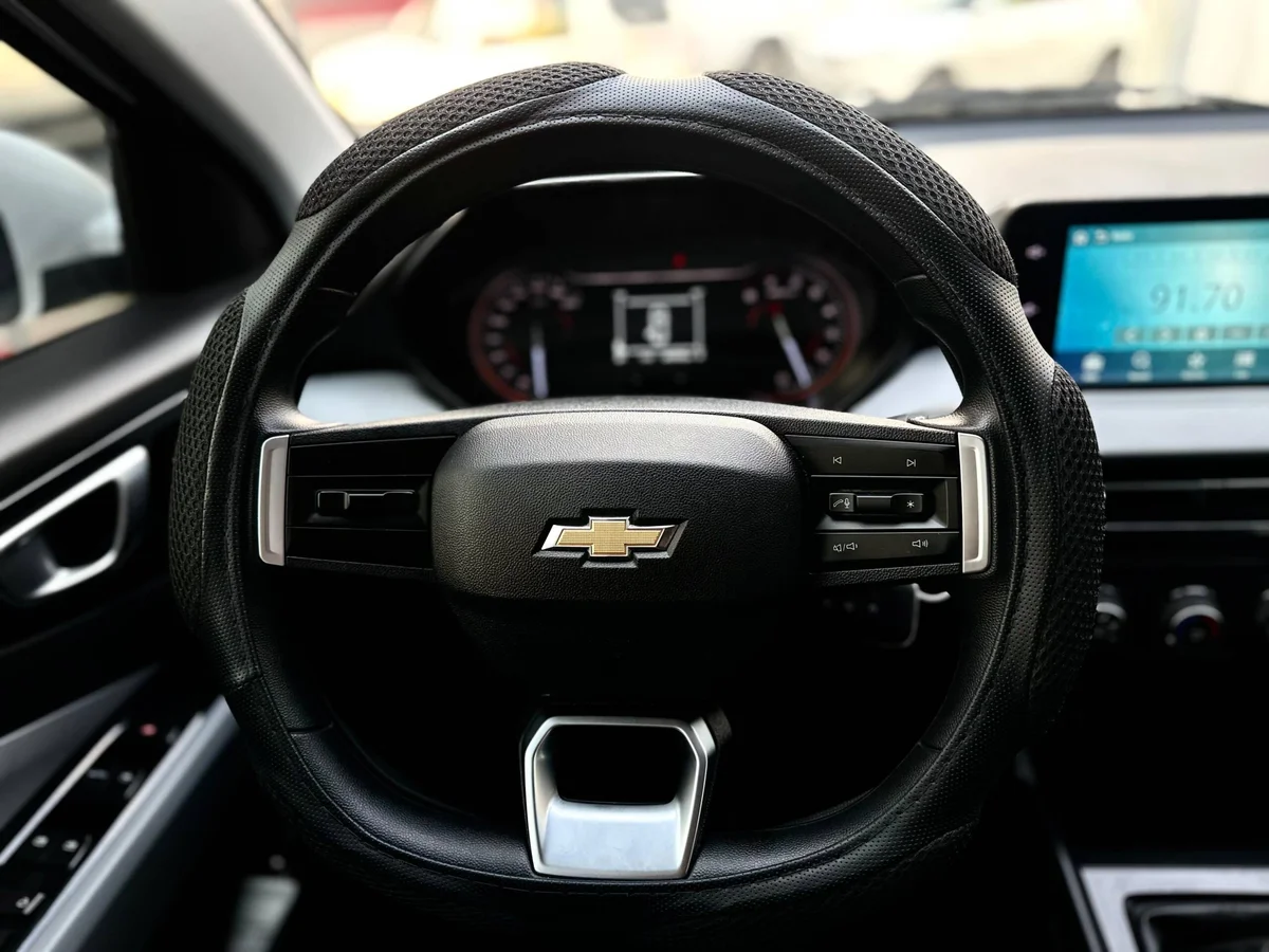 Chevrolet Sail Hb — foto 13 de 23