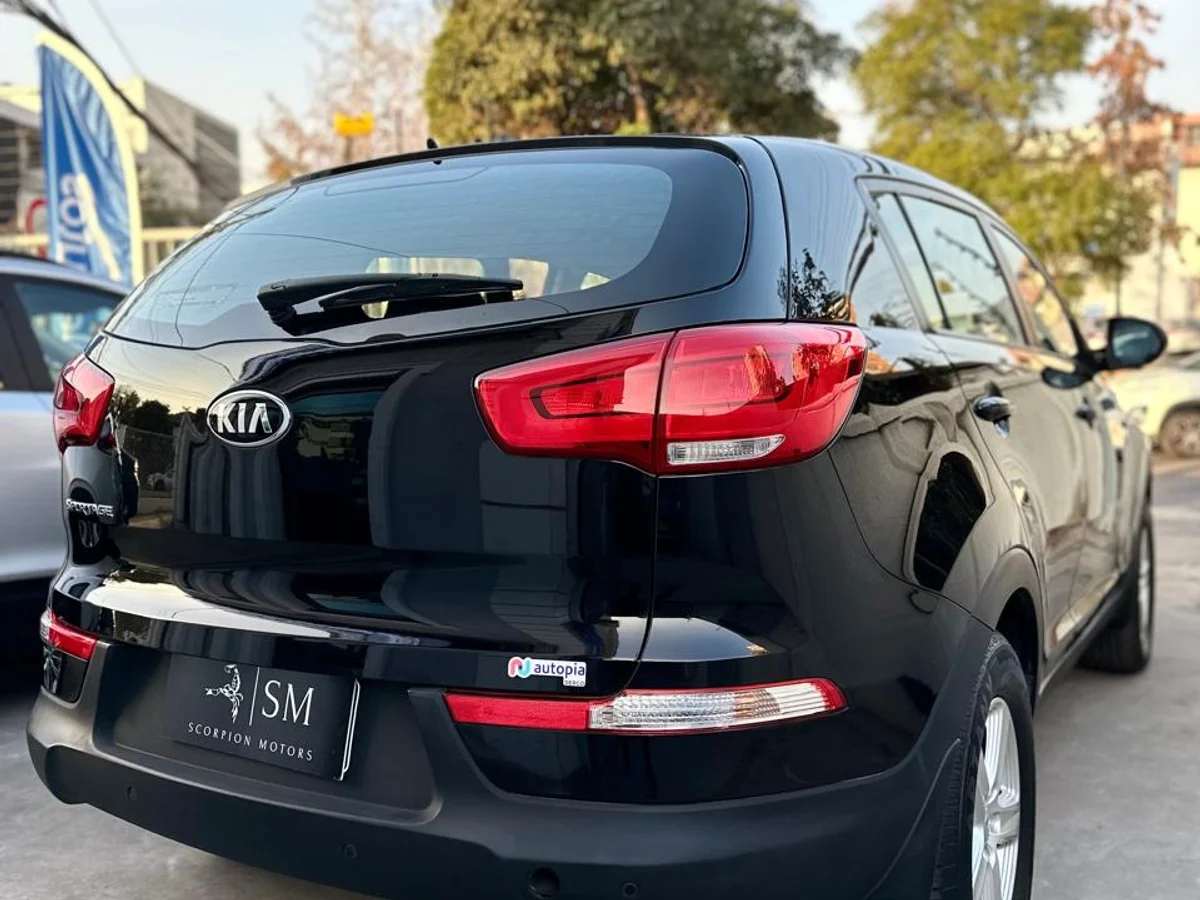 KIA Sportage Lx — foto 13 de 19