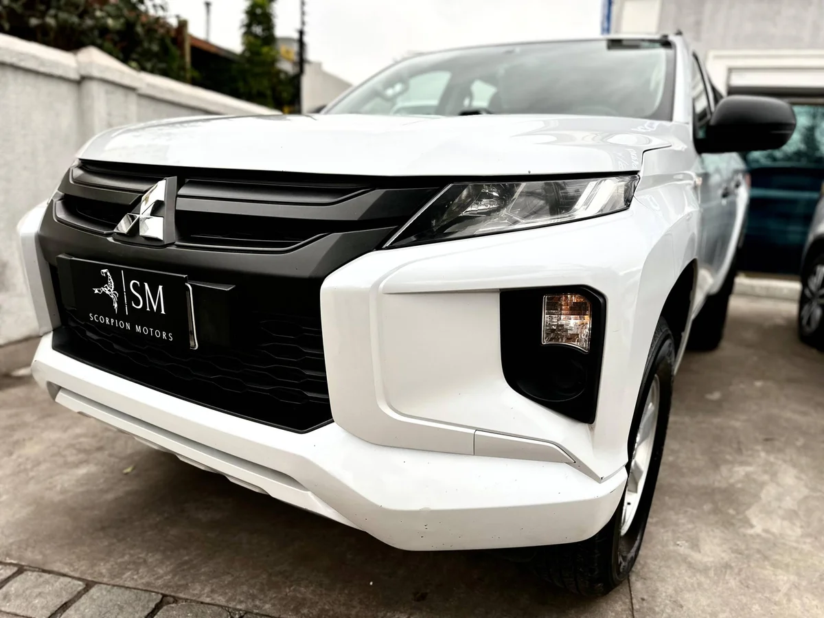 Mitsubishi L200 Work Cr Wf — foto 5 de 15