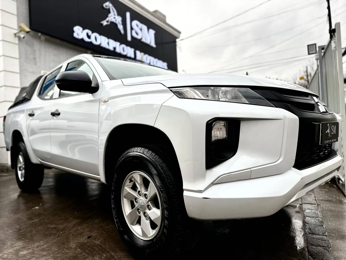 Mitsubishi L200 Work Cr Wf — foto 6 de 15