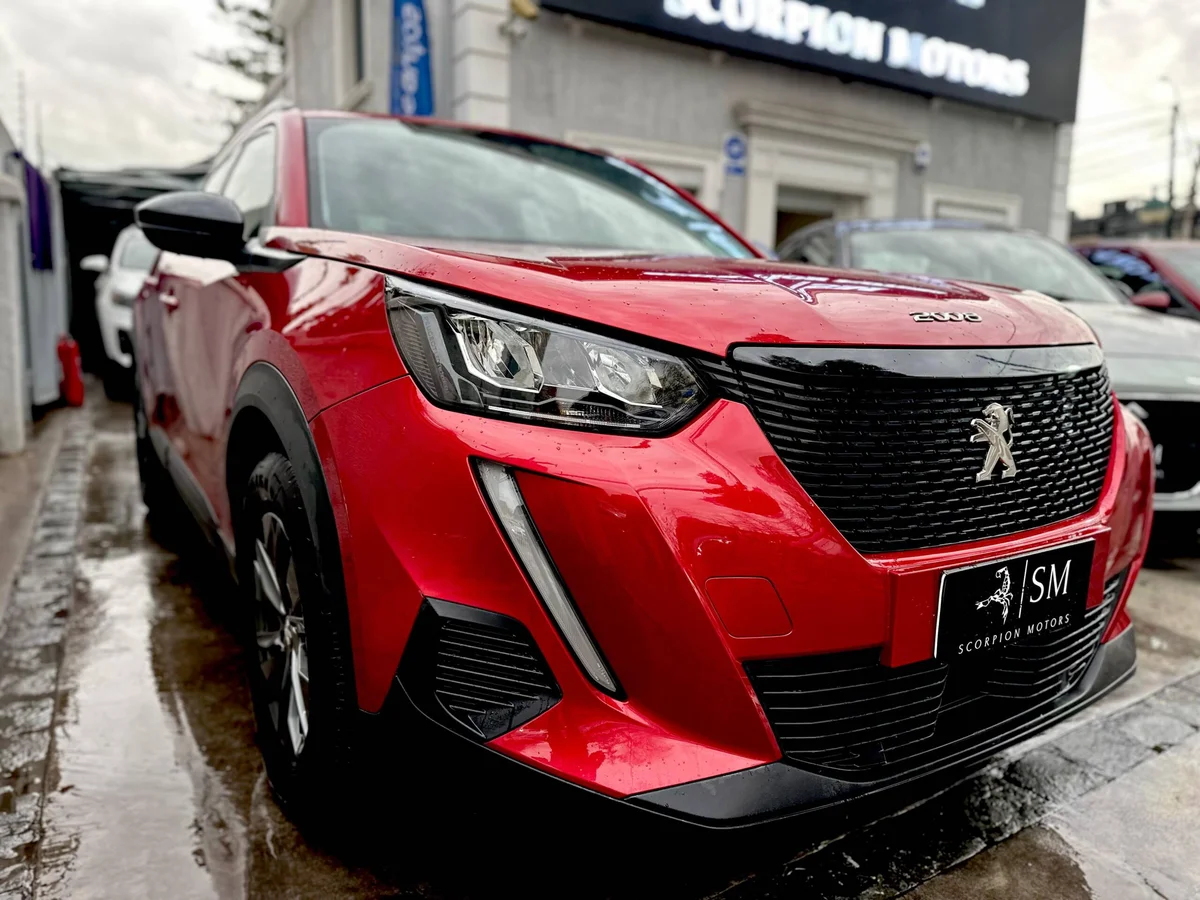 Peugeot 2008 Puretech 130 — foto 7 de 15