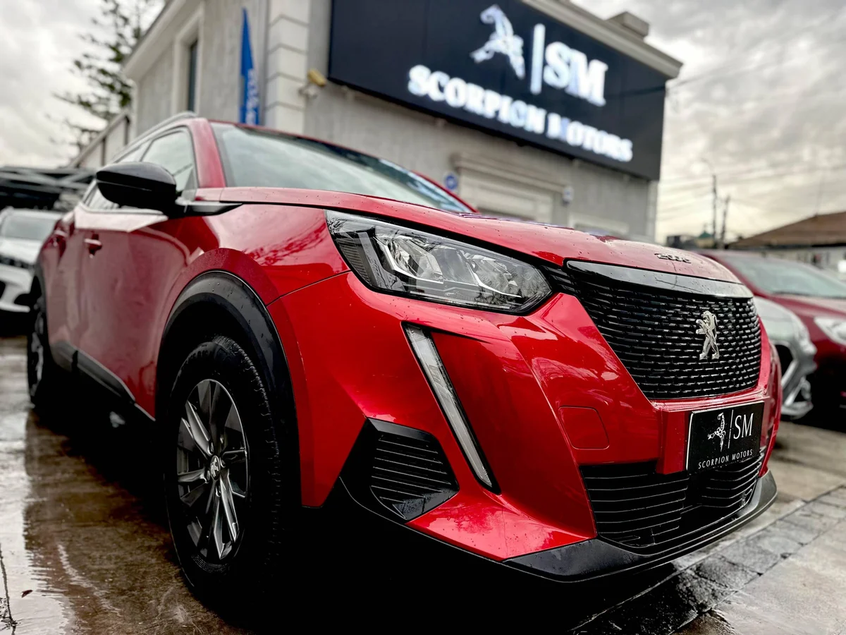Peugeot 2008 Puretech 130 — foto 11 de 15