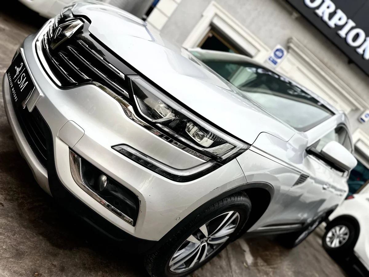 Renault New Koleos Privilège — foto 3 de 19