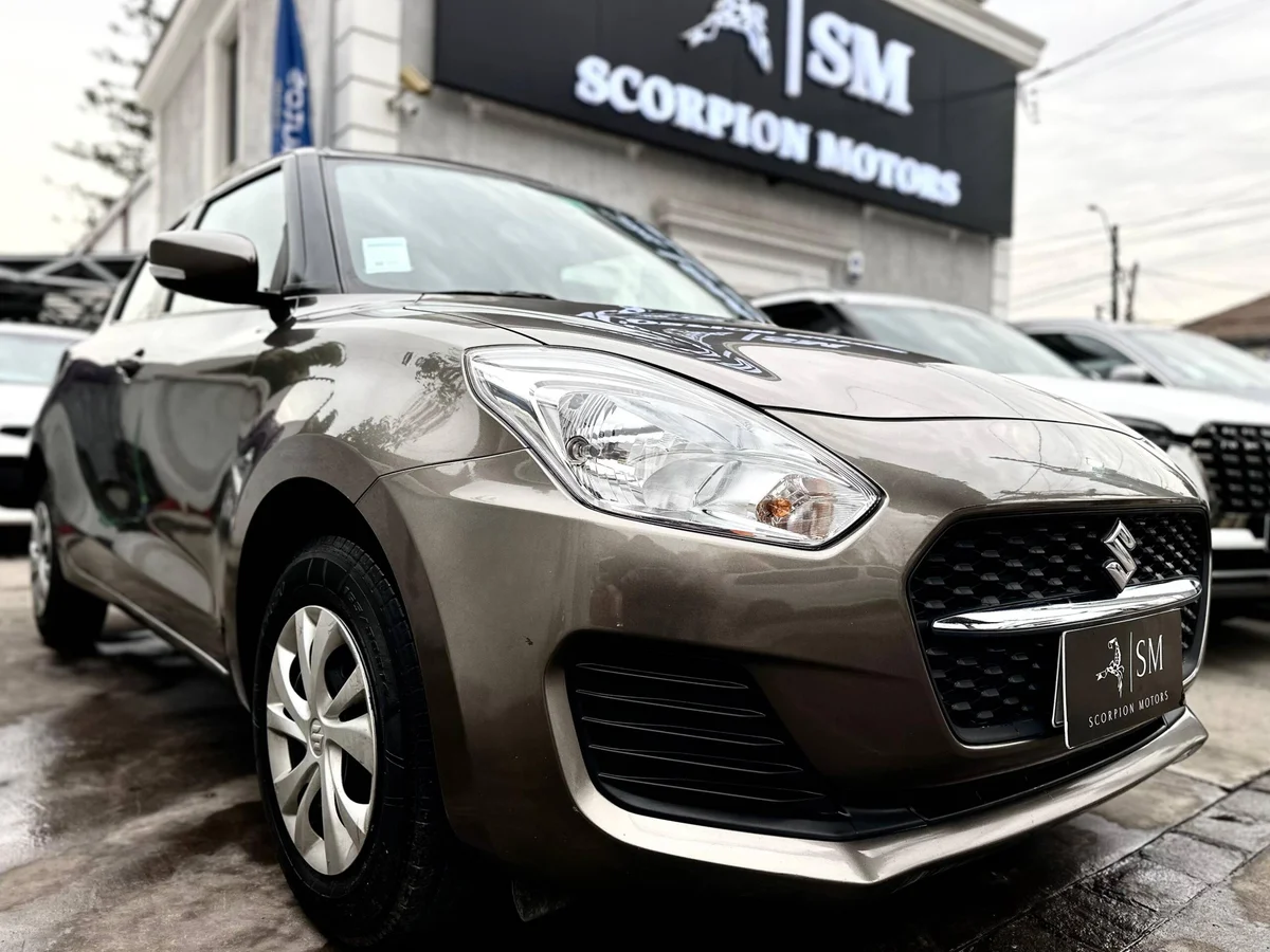 Suzuki Swift — foto 2 de 10