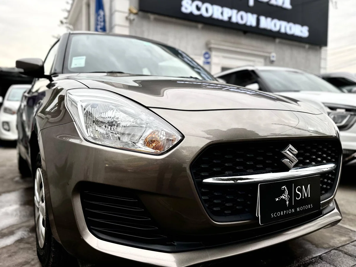 Suzuki Swift — foto 10 de 10