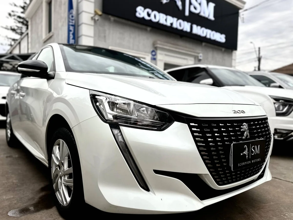 Peugeot 208 Style Puretech 75 — foto 10 de 17