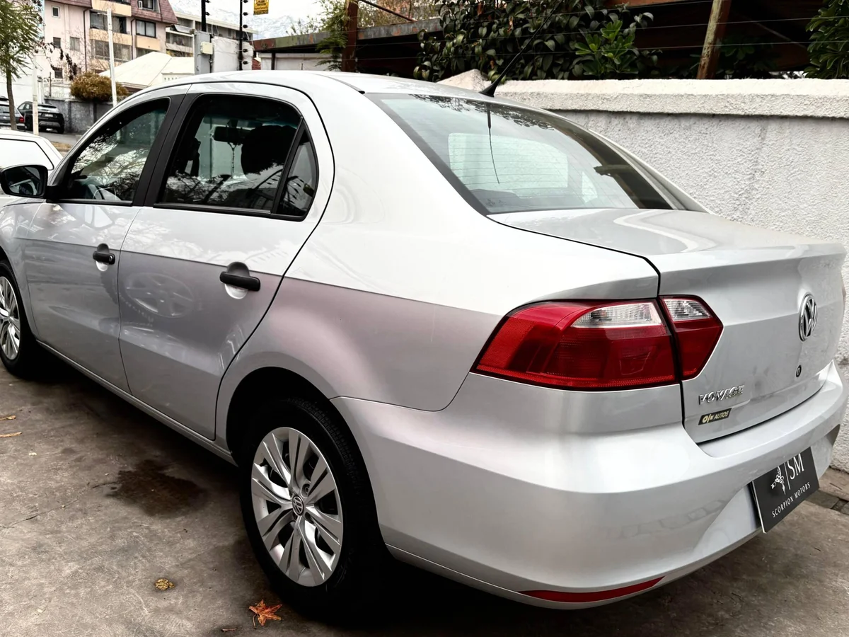 Volkswagen Voyage — foto 13 de 20