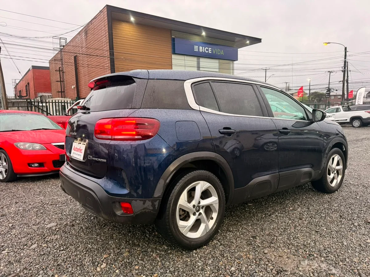 Citroën C5 Aircross — foto 8 de 12