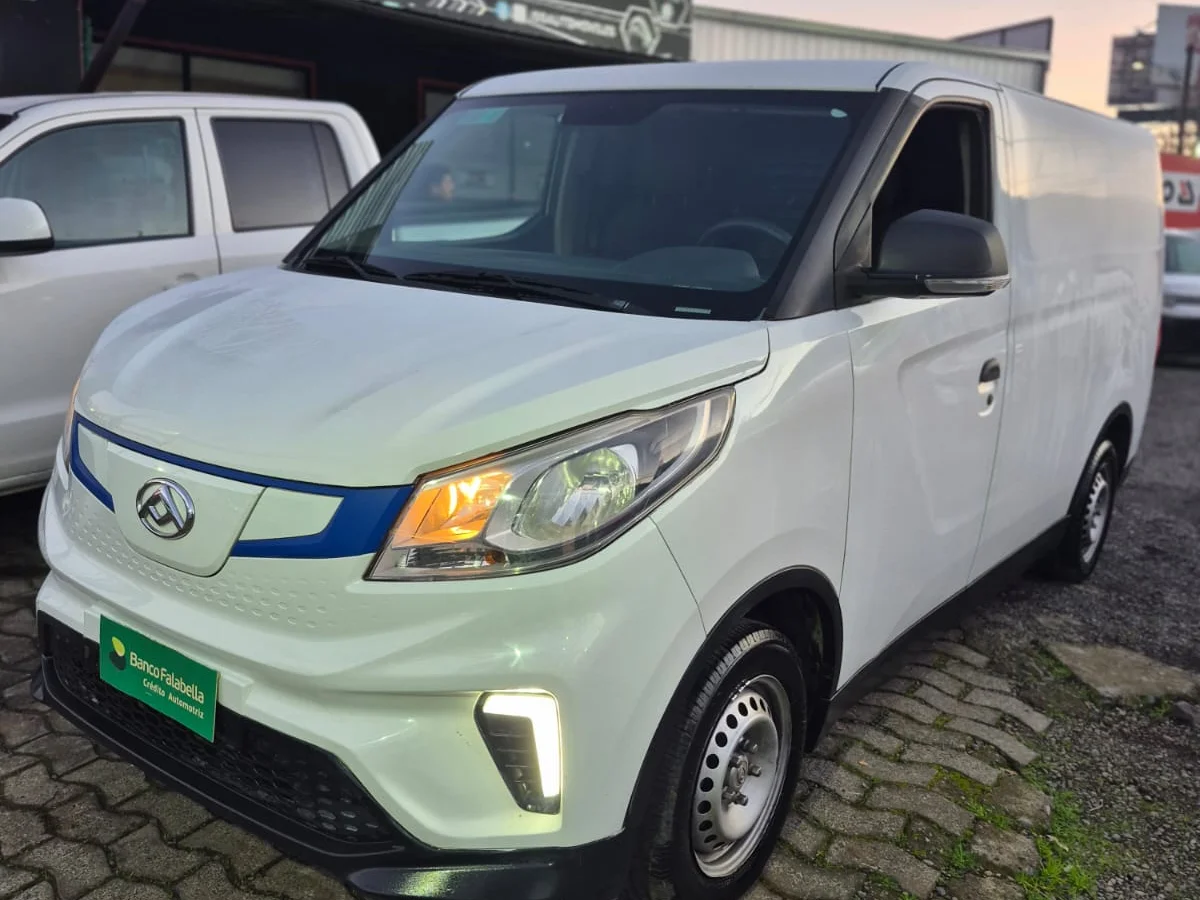 MAXUS EV30 ELECTRICO 4X2 CARGO AT 5P 2022