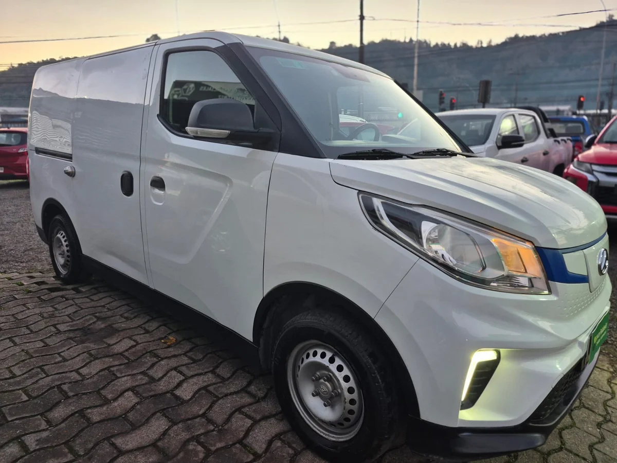 MAXUS EV30 ELECTRICO 4X2 CARGO AT 5P 2022