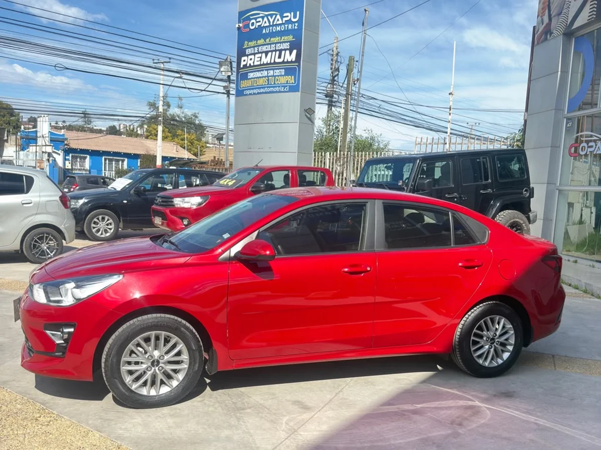 KIA Rio4 1.4 6Mt — foto 4 de 10