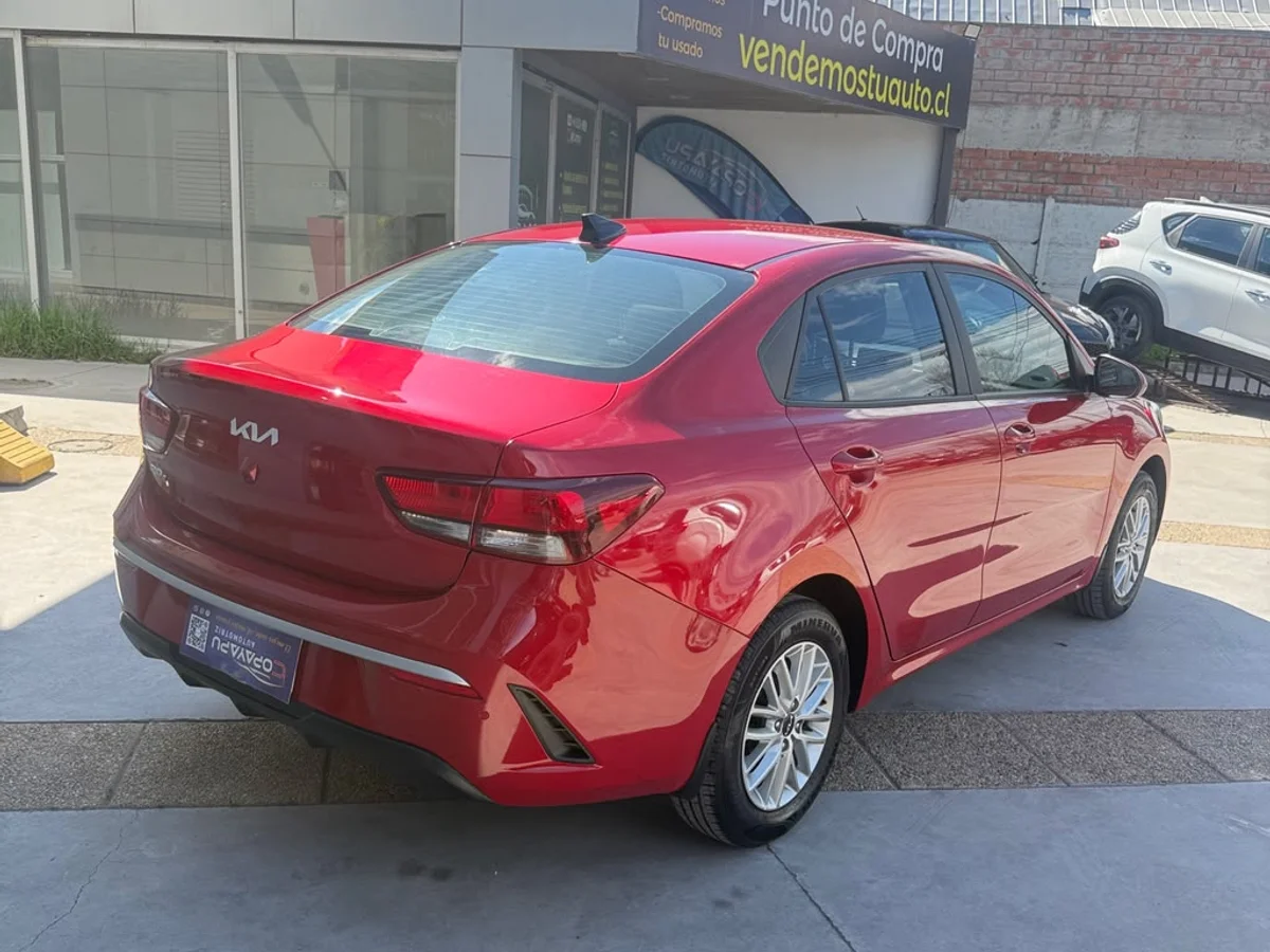 KIA Rio4 1.4 6Mt — foto 6 de 10