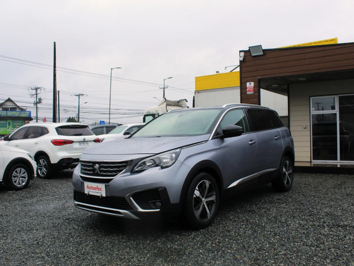 Peugeot 5008 Allure — foto 2 de 12