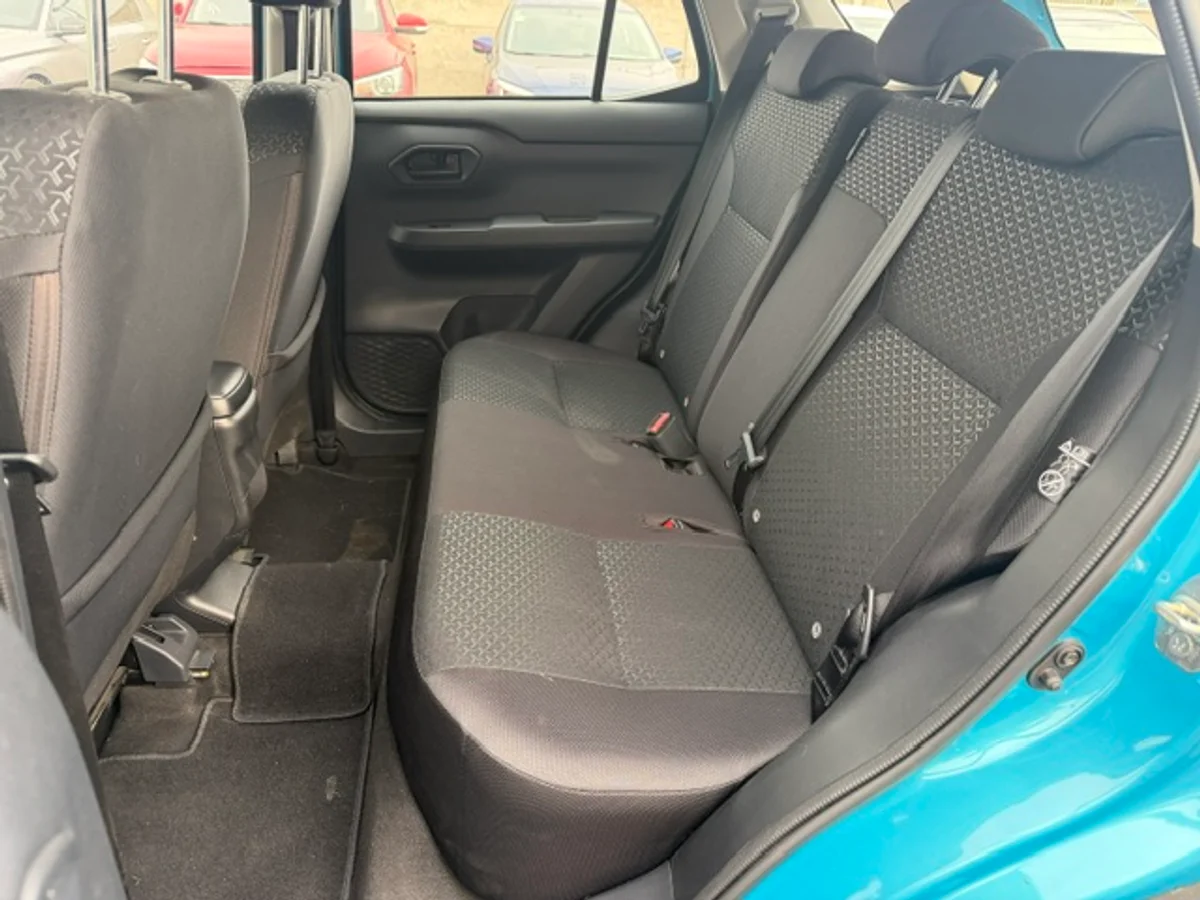 TOYOTA Raize 1.2 MT 2024 - Miniatura 12