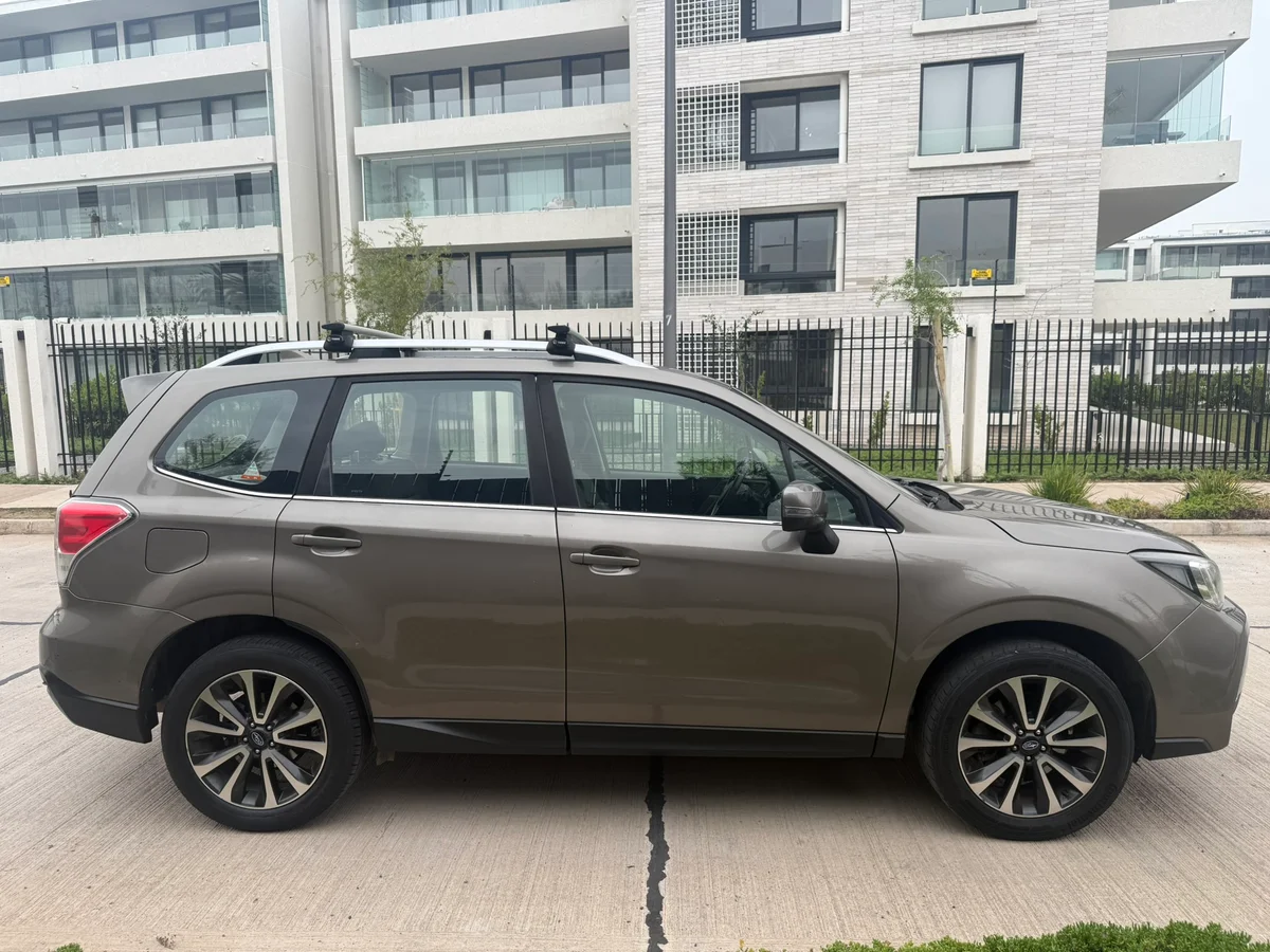 SUBARU Forester 2.0 Limited Sport Diesel AWD CVT 2017 - Miniatura 7