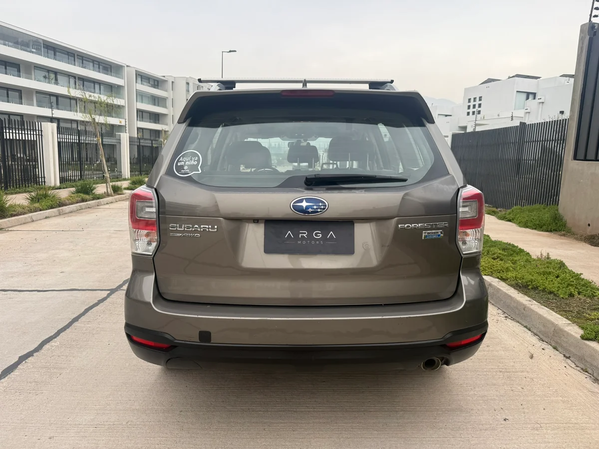 SUBARU Forester 2.0 Limited Sport Diesel AWD CVT 2017 - Miniatura 5