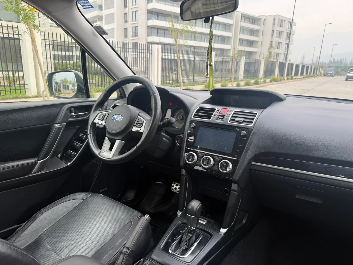 SUBARU Forester 2.0 Limited Sport Diesel AWD CVT 2017 - Miniatura 11