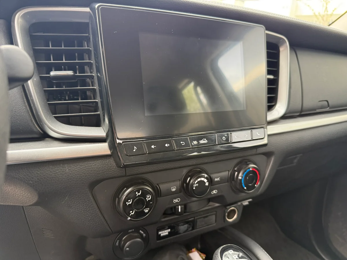 MAZDA BT-50 3.0 Diesel 4X4 Doble Cabina 6AT 2023 - Miniatura 16