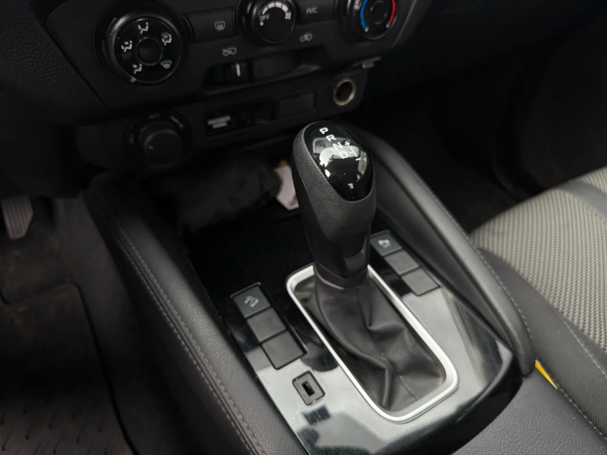 MAZDA BT-50 3.0 Diesel 4X4 Doble Cabina 6AT 2023 - Miniatura 17